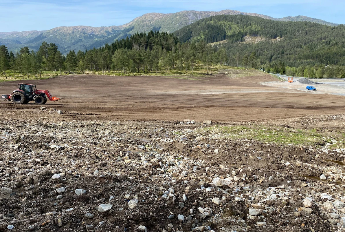 Rydding av riggplass og tipptomt for FH Anlegg – E39 Myrmel, Lunde